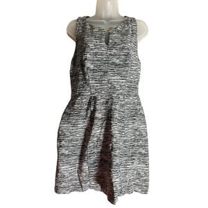 Victoria's Secret VS Fit Flare Seamed Dress Black White Lined Size 12